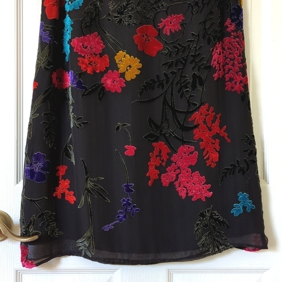 Maeve Anthropologie Alisa Floral Burnout Velvet & Silk Mini Tee Dress Black 4P - Picture 8 of 13